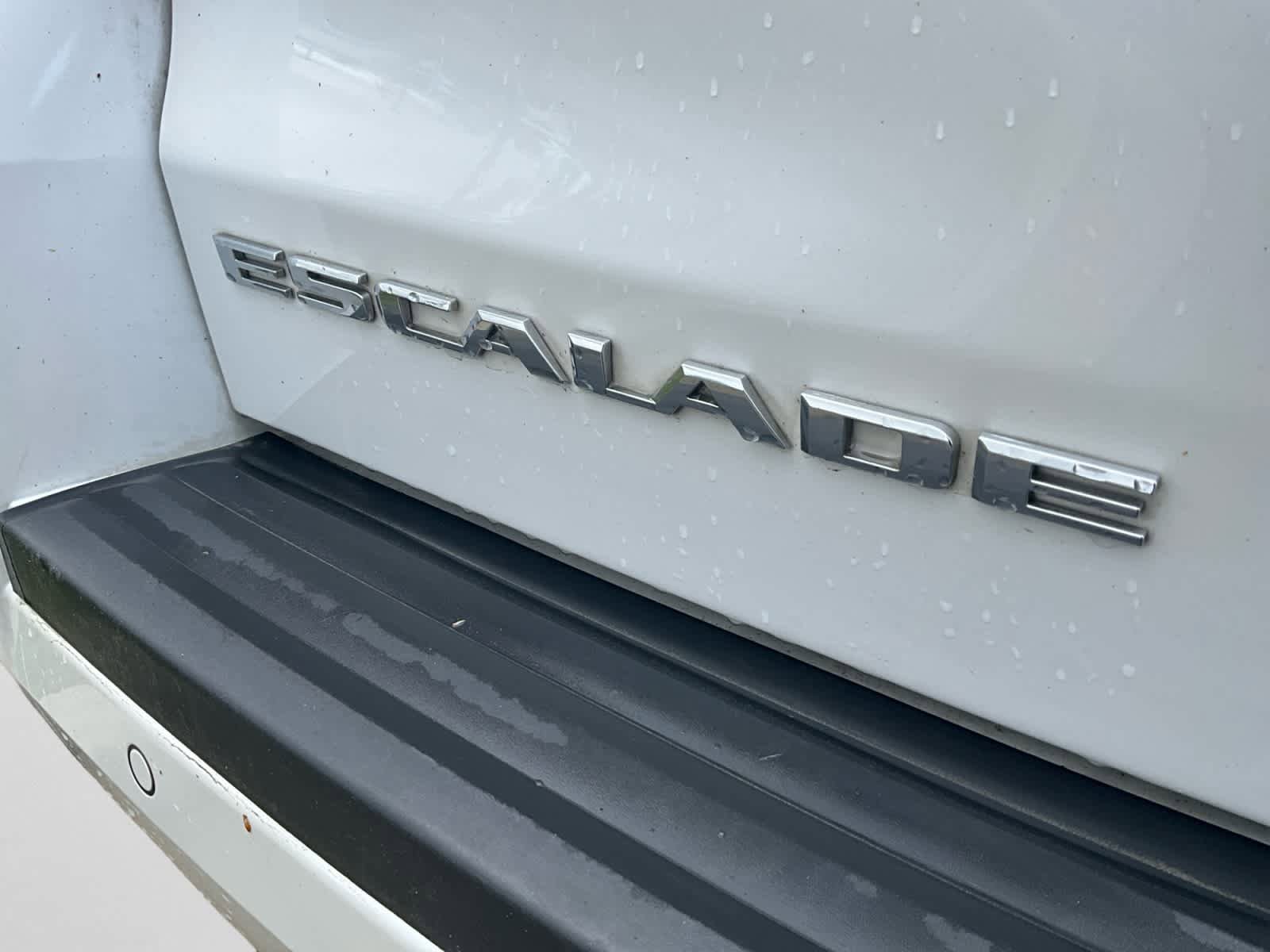 Used 2017 Cadillac Escalade Premium Luxury AWD/4WD image 27