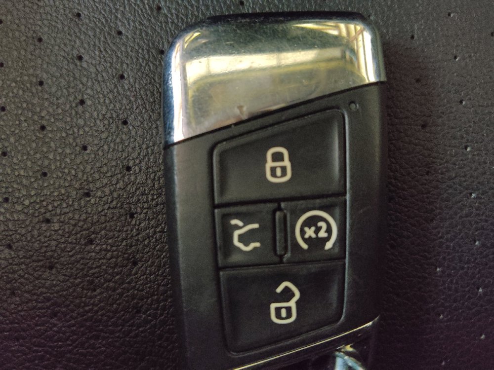 Used 2022 Volkswagen Atlas SE FWD image 32