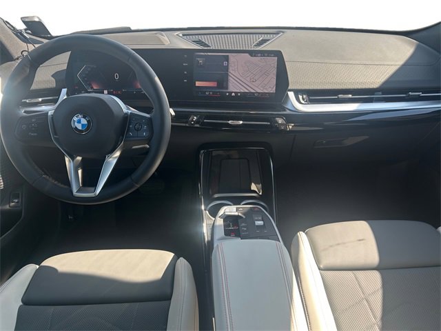 New 2025 BMW X2 xDrive28i w/ Technology Package image 12