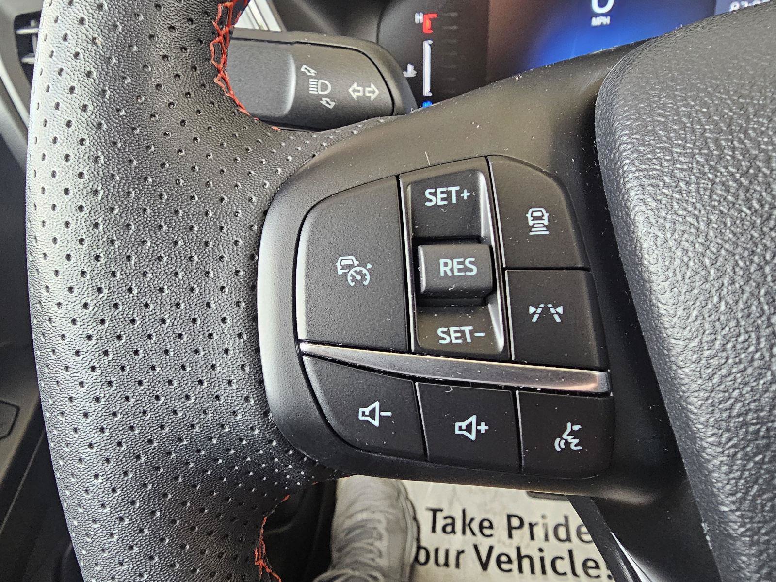 Used 2024 Ford Escape ST-Line w/ Tech Pack #1 AWD/4WD image 22