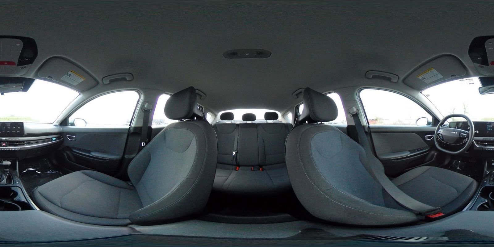Used 2025 Kia K4 FWD image 38