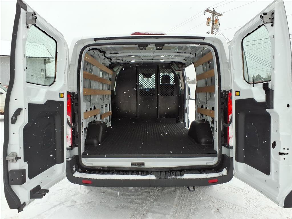 Used 2024 Ford Transit 250 Low Roof AWD w/ Exterior Upgrade Package image 12