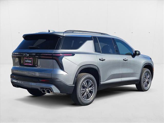 New 2025 Chevrolet Traverse LT w/ Driver Confidence Package image 2