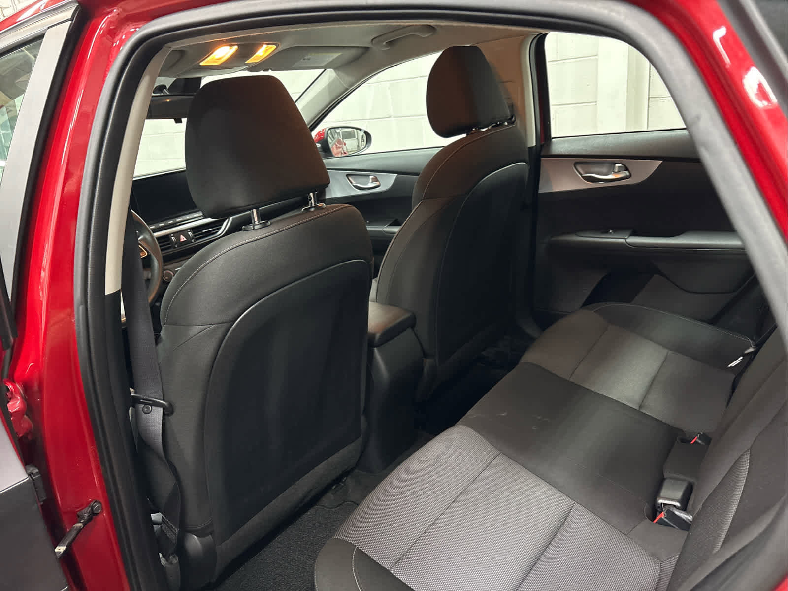 Used 2024 Kia Forte LXS image 40