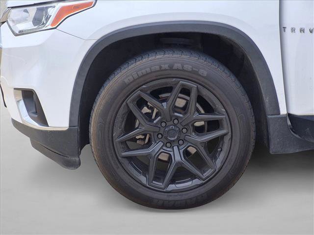 Used 2018 Chevrolet Traverse LT FWD image 20