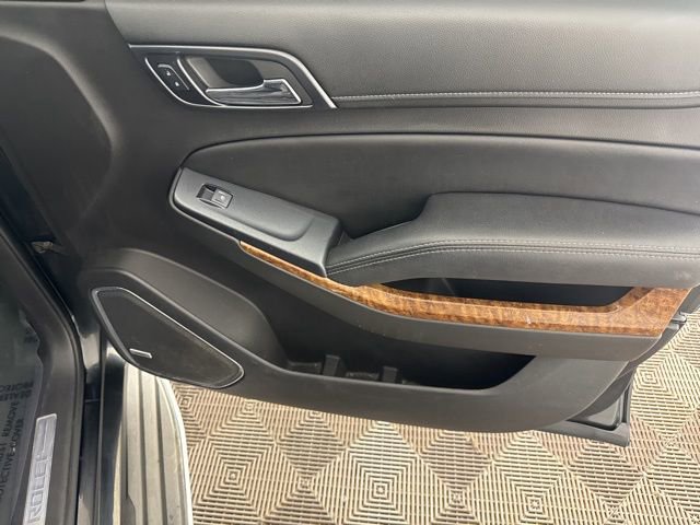Used 2015 Chevrolet Suburban LTZ image 20