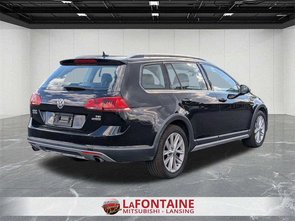 Used 2017 Volkswagen Golf Alltrack SE image 5