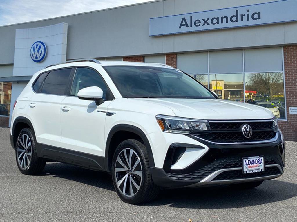 Used 2022 Volkswagen Taos SE