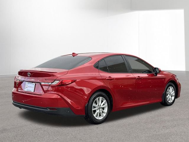 Used 2025 Toyota Camry LE w/ Convenience Package image 14