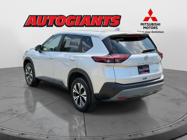 Used 2023 Nissan Rogue SV AWD/4WD image 6