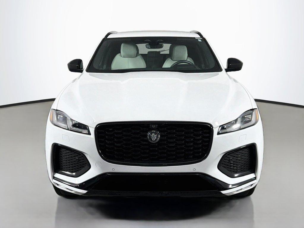 Certified 2026 Jaguar F-PACE R-Dynamic S AWD/4WD image 2