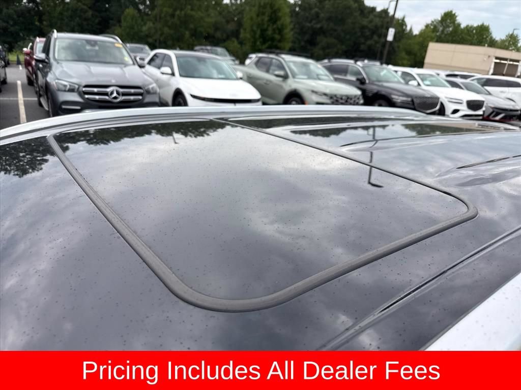 Used 2020 Toyota Highlander Limited AWD/4WD image 8