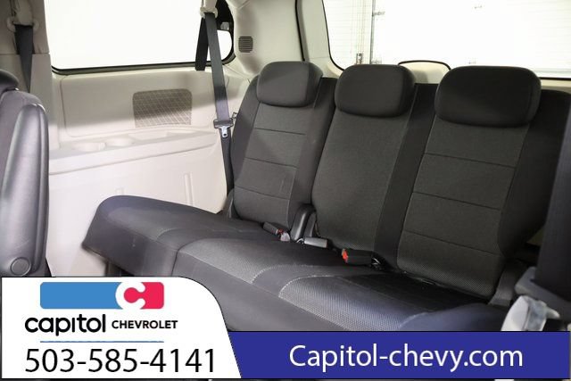 Used 2009 Dodge Grand Caravan SXT FWD image 25