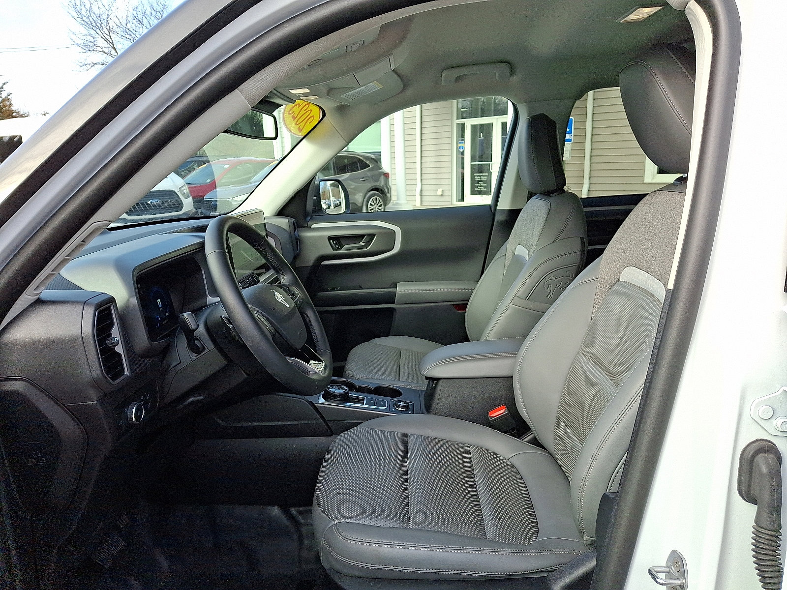 Certified 2025 Ford Bronco Sport Badlands image 14