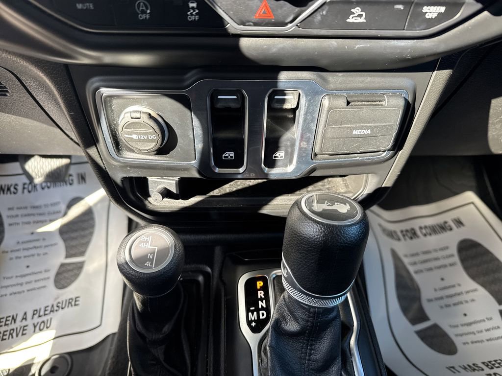 Used 2021 Jeep Wrangler Willys image 20