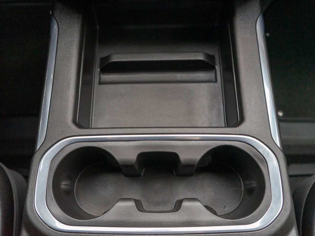 Used 2021 GMC Sierra 2500 AT4 image 28