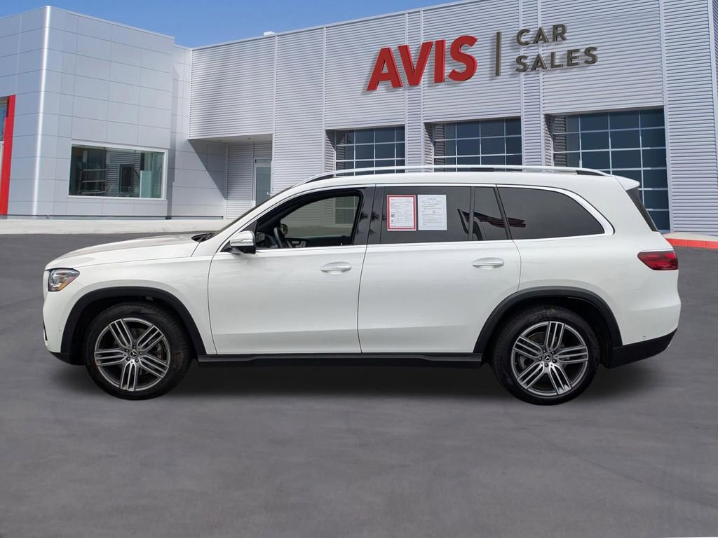 Used 2025 Mercedes-Benz GLS 450 4MATIC image 10