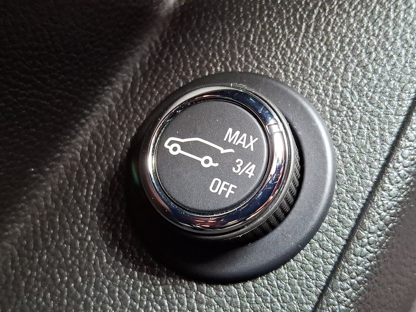 Certified 2023 Chevrolet Traverse Premier FWD image 26