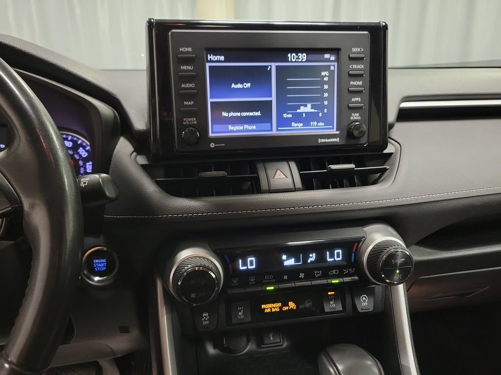 Used 2020 Toyota RAV4 XLE w/ Convenience Package AWD/4WD image 18
