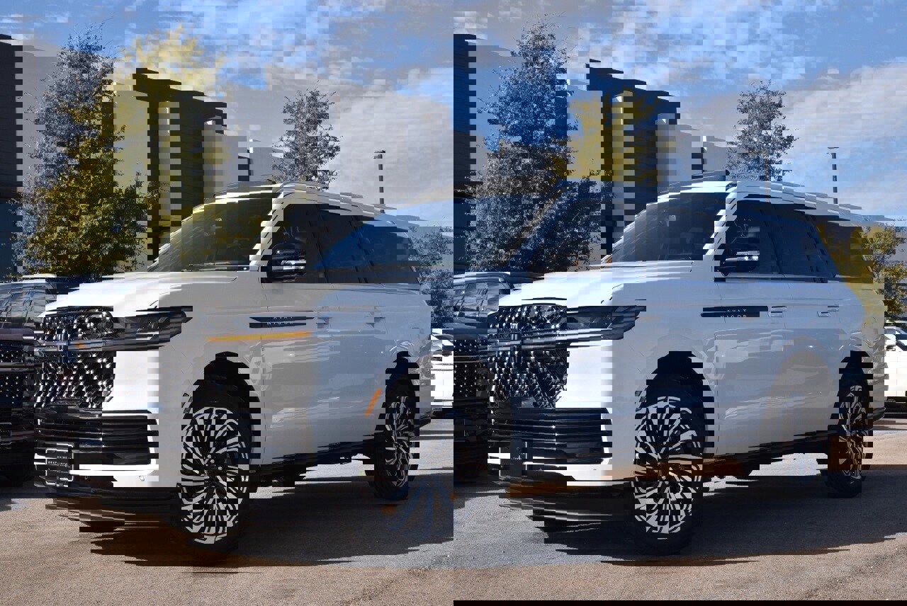 New 2025 Lincoln Navigator L Black Label