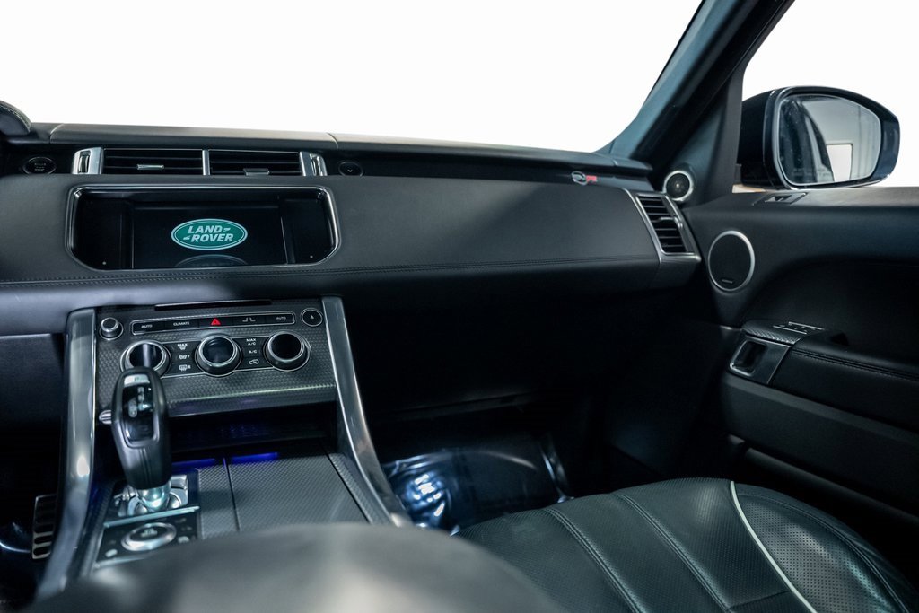 Used 2016 Land Rover Range Rover Sport SVR image 43