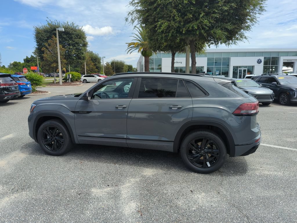 New 2026 Volkswagen Atlas Cross Sport SEL R-Line AWD/4WD image 10
