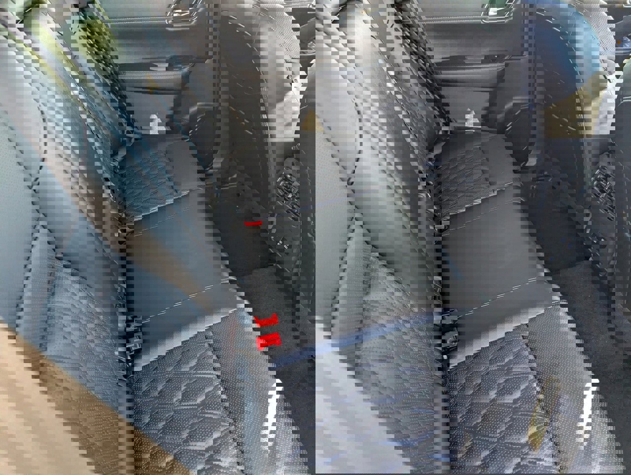 Certified 2025 Nissan Rogue Platinum image 15