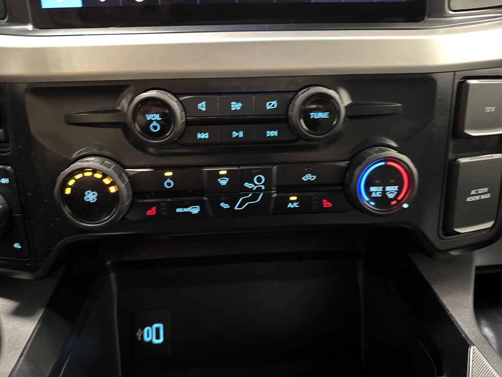 Used 2023 Ford F250 XLT w/ XLT Premium Package image 21