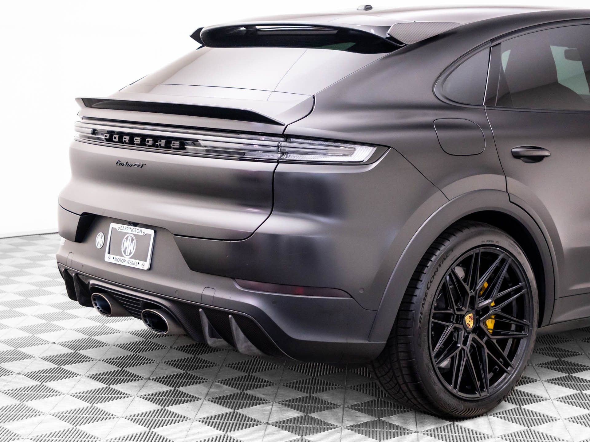 Used 2024 Porsche Cayenne Turbo GT image 34