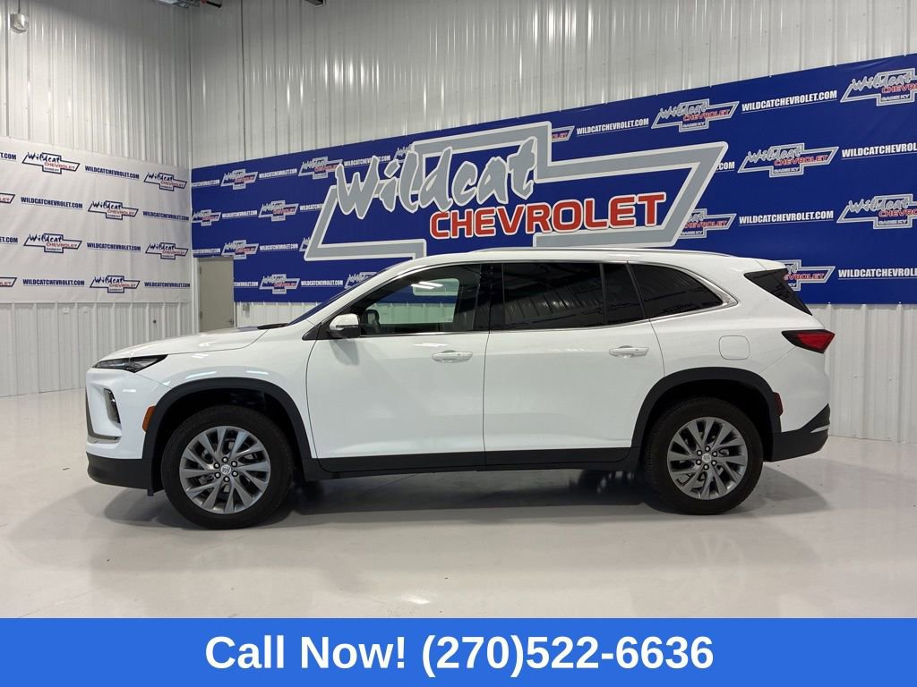 Used 2025 Buick Enclave Preferred image 3