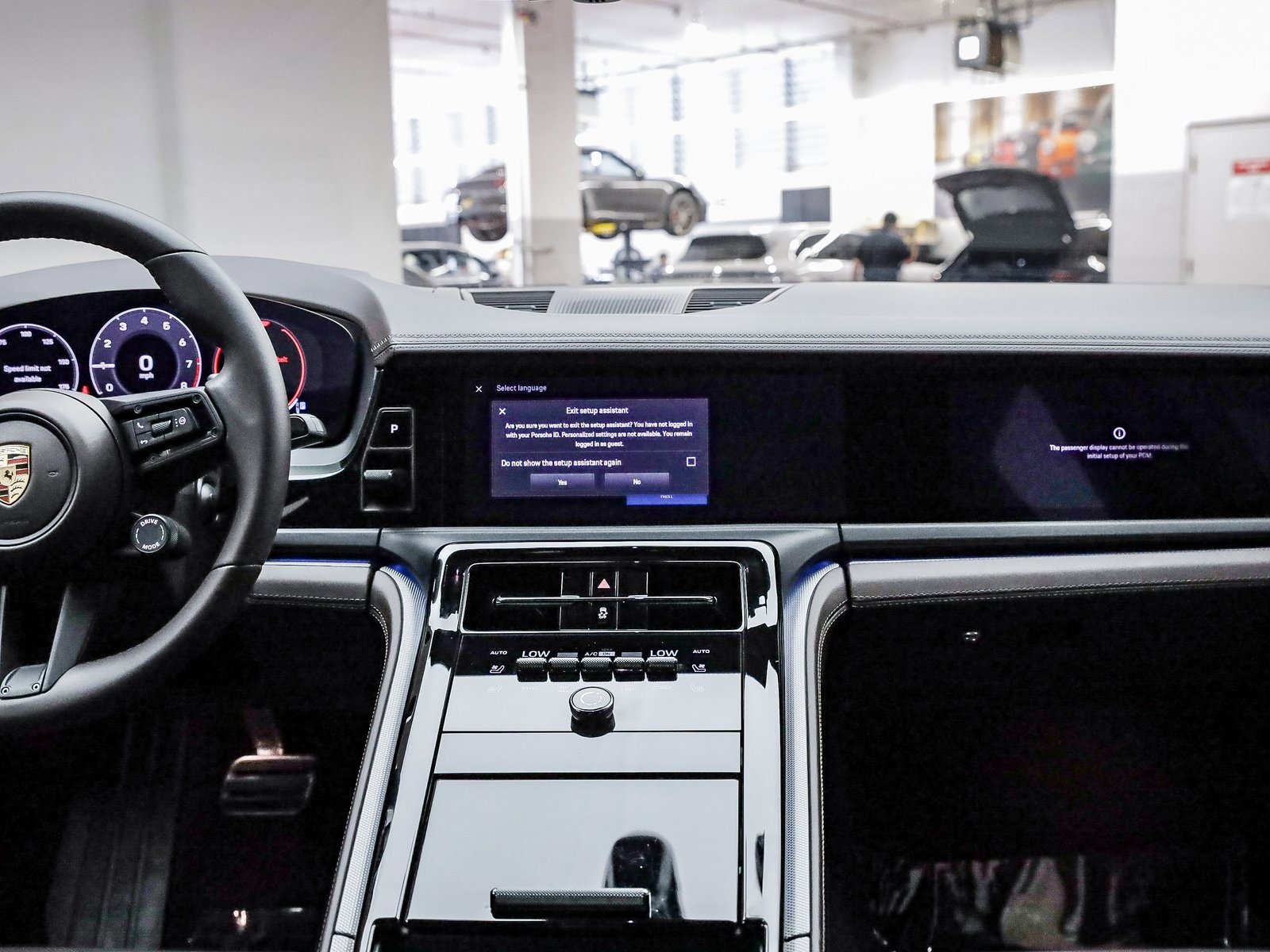 Certified 2025 Porsche Panamera image 18