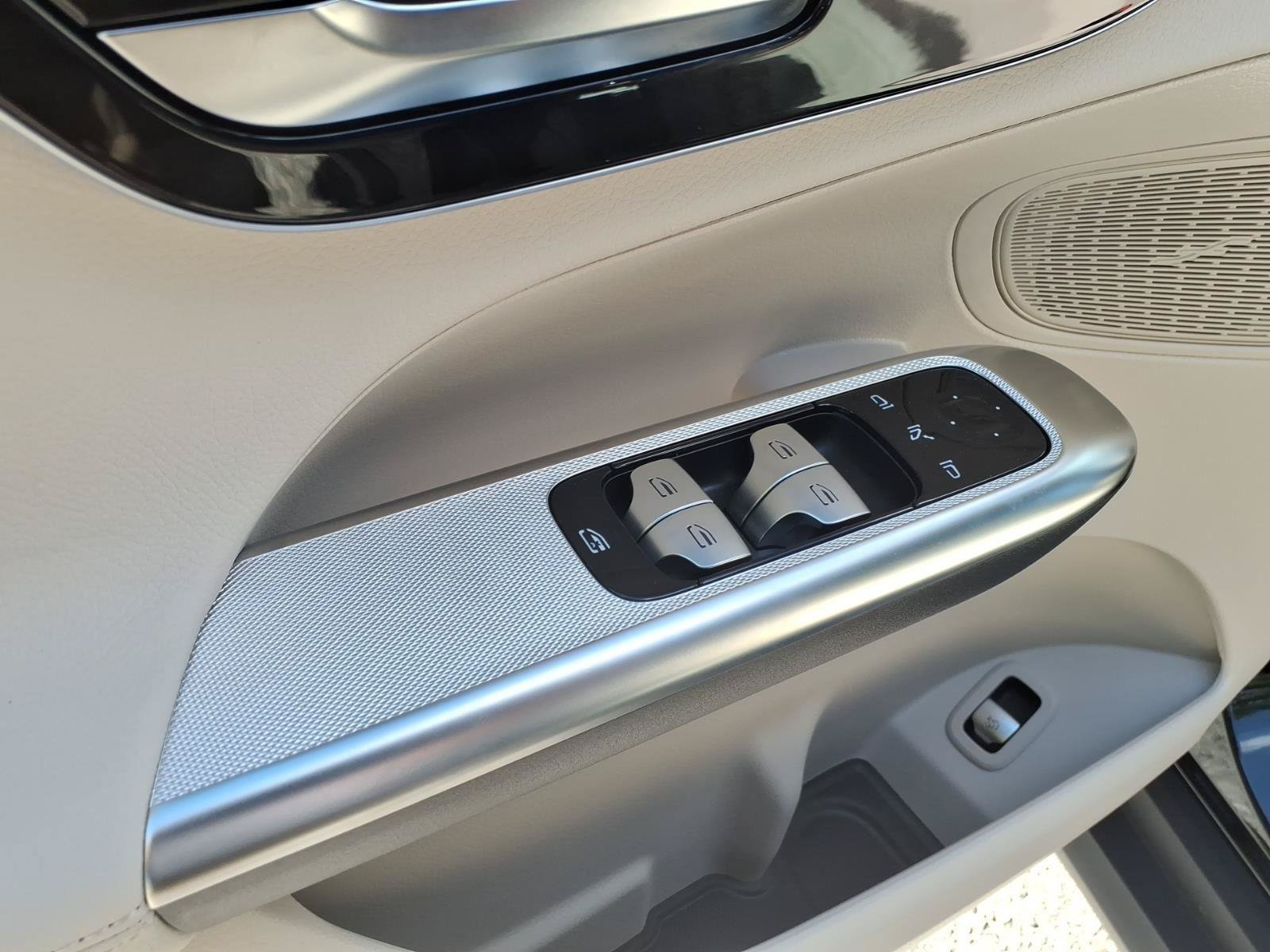 New 2026 Mercedes-Benz GLC 300 4MATIC image 22