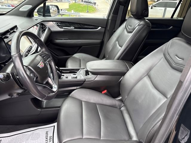 Used 2024 Cadillac XT6 Premium Luxury w/ Technology Package image 9