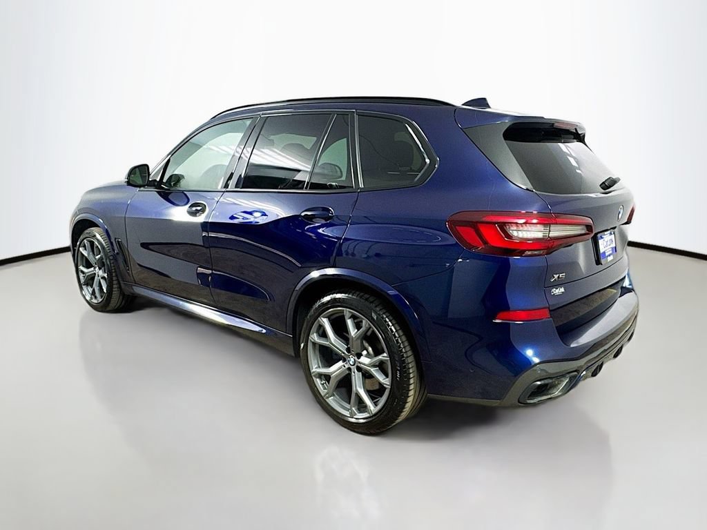 Used 2021 BMW X5 M50i w/ Executive Package AWD/4WD image 5