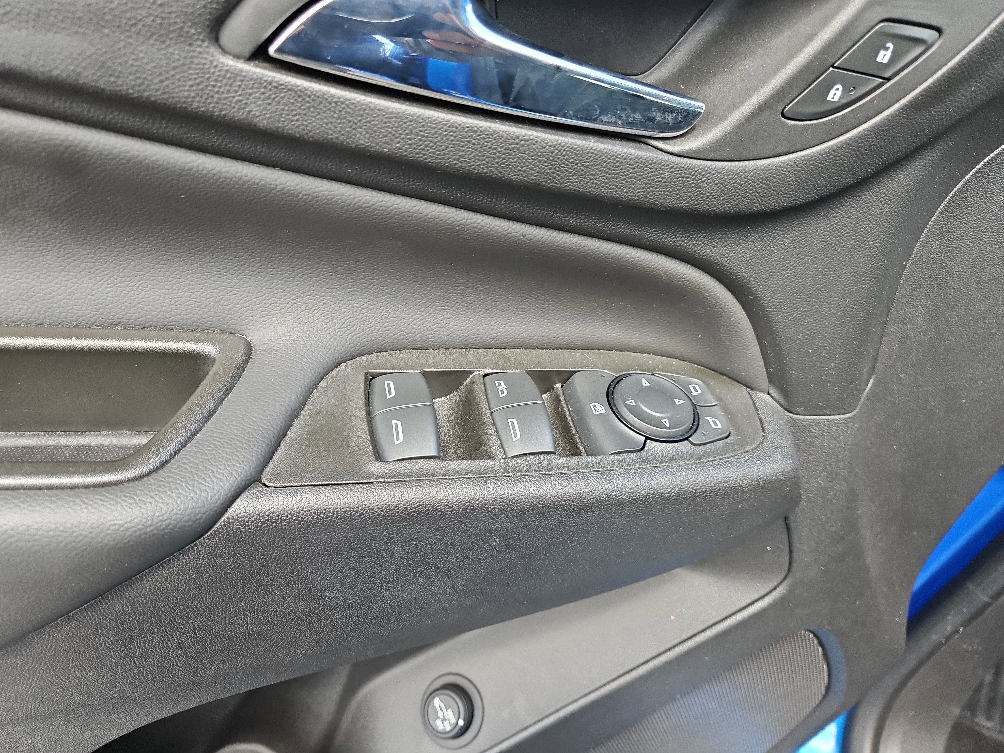 Used 2024 Chevrolet Equinox LT FWD image 19