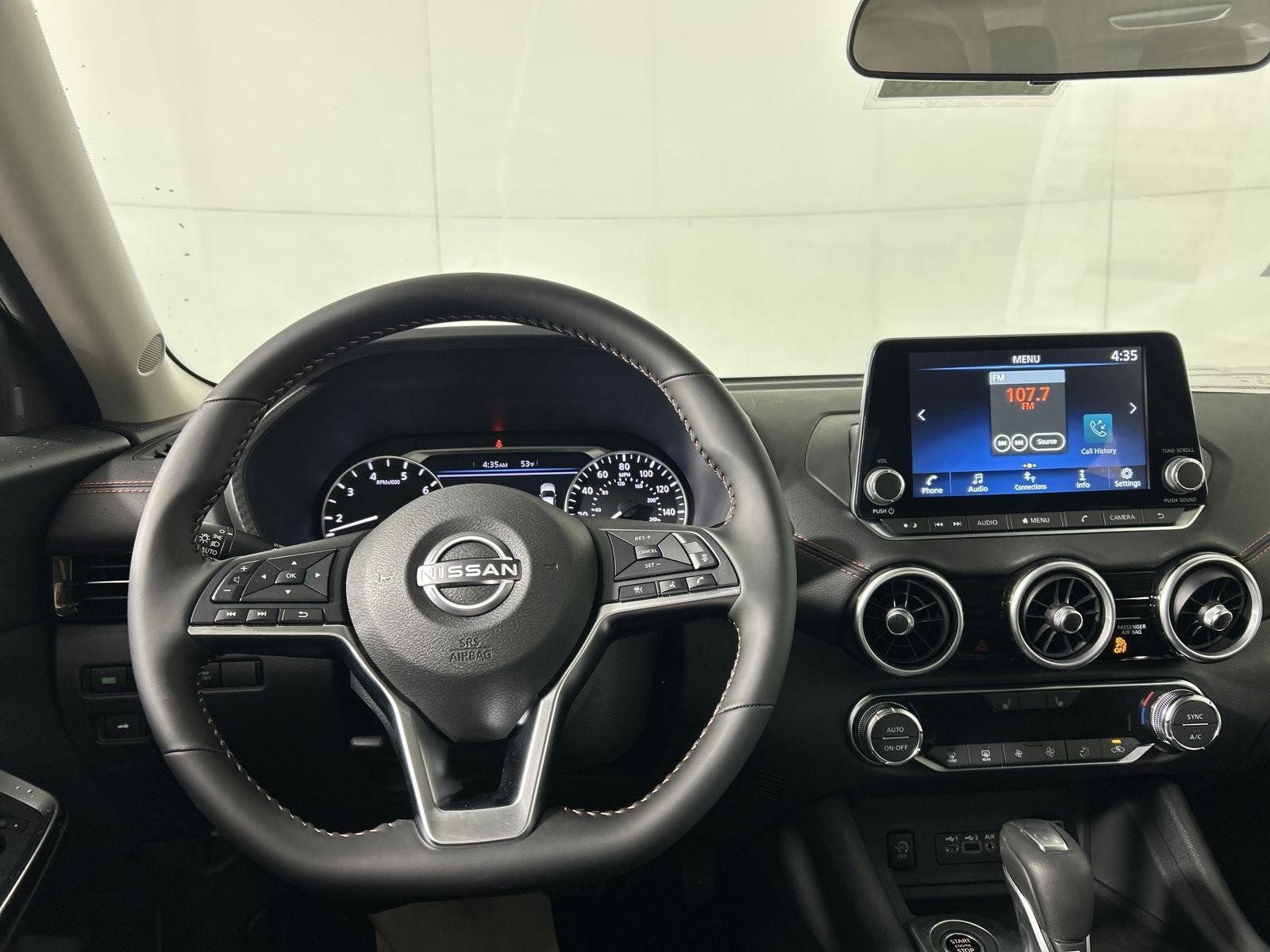 New 2025 Nissan Sentra SR FWD image 8