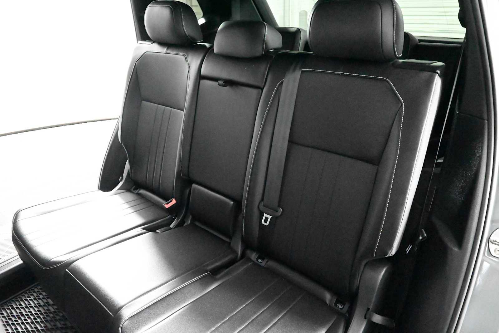 Certified 2023 Volkswagen Tiguan SE R-Line FWD image 11