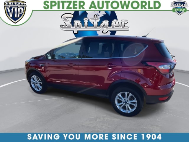 Used 2017 Ford Escape SE w/ SE Cold Weather Package AWD/4WD image 10