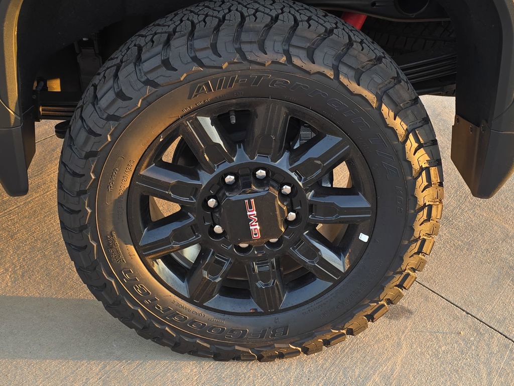 New 2026 GMC Sierra 2500 AT4 w/ AT4 Premium Plus Package image 33