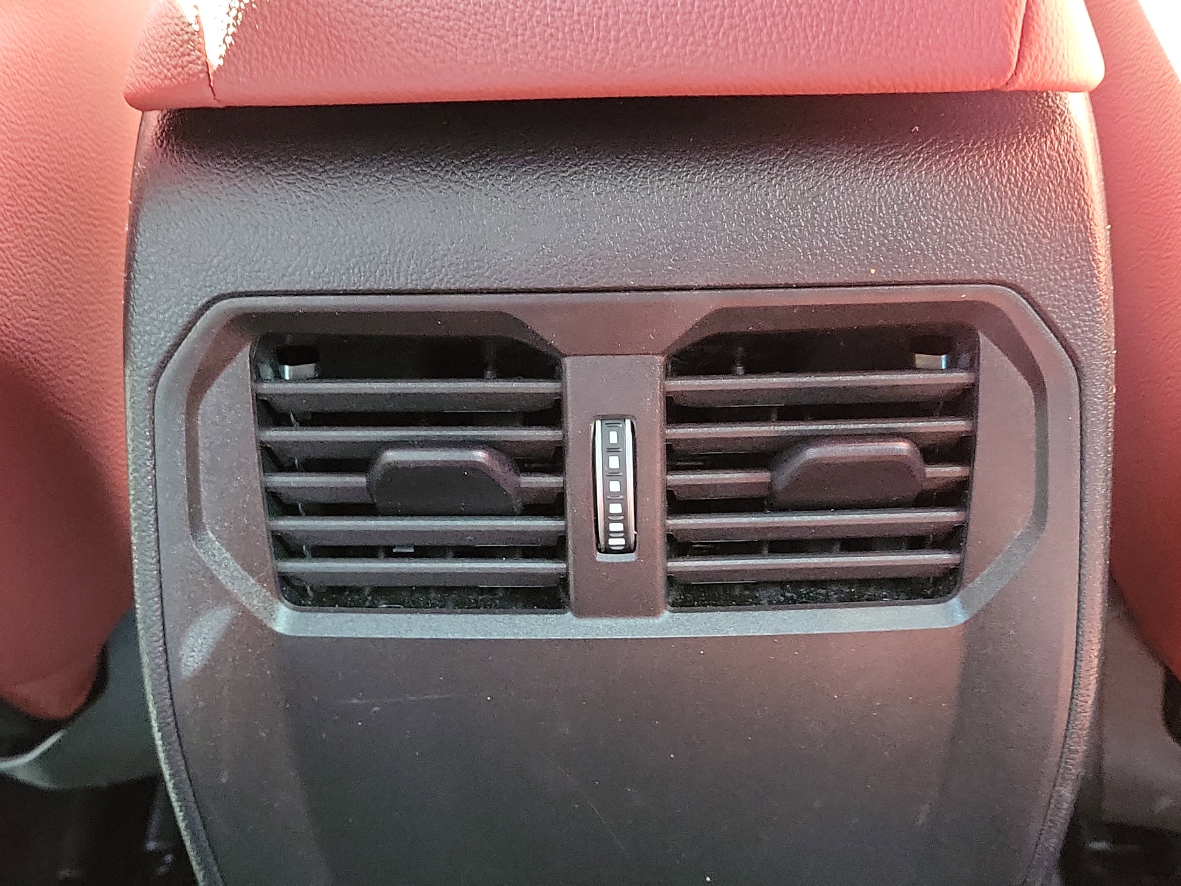 Used 2026 BMW M440i Convertible image 8