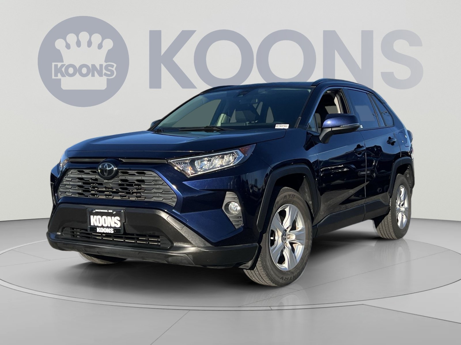 Used 2021 Toyota RAV4 XLE w/ Convenience Package AWD/4WD image 1