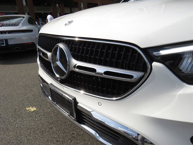 Used 2026 Mercedes-Benz GLC 300 4MATIC image 23