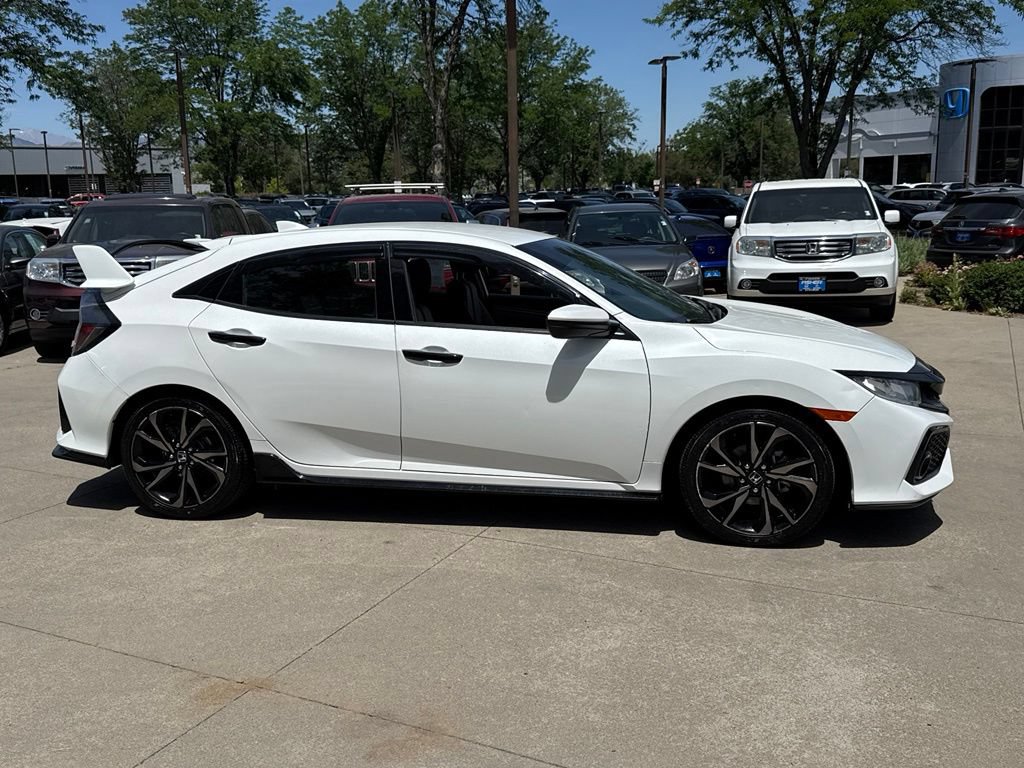 Used 2017 Honda Civic Sport image 3