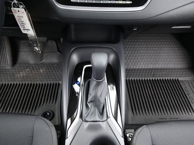 Used 2026 Toyota Corolla LE image 7