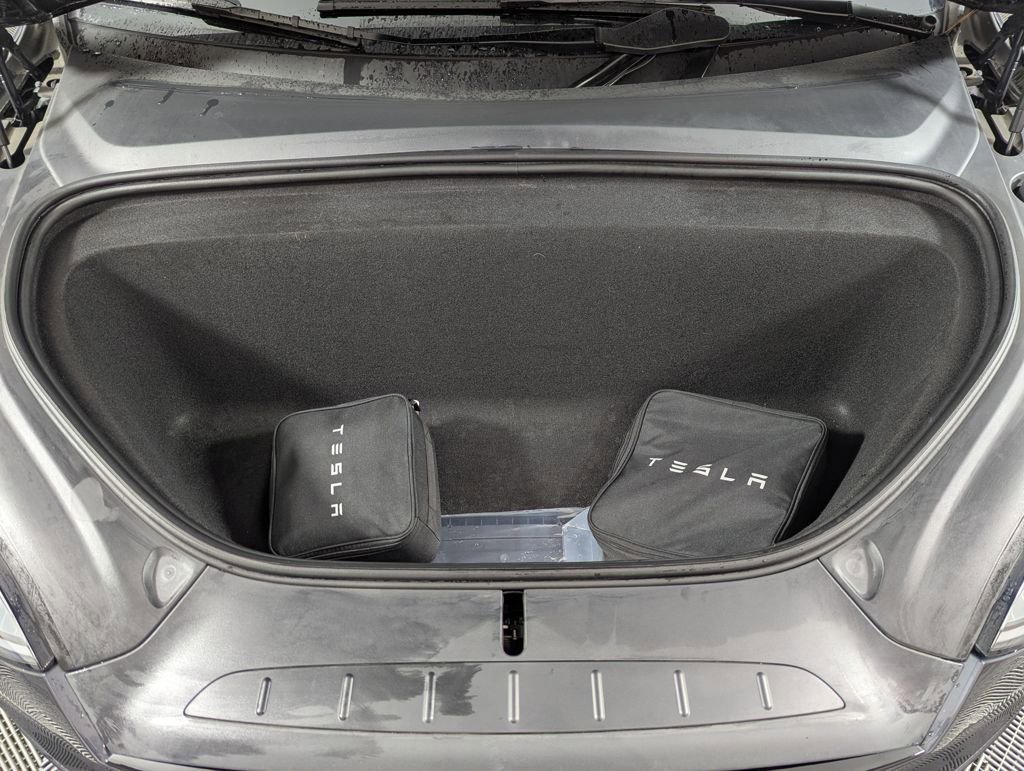 Used 2024 Tesla Model X image 22