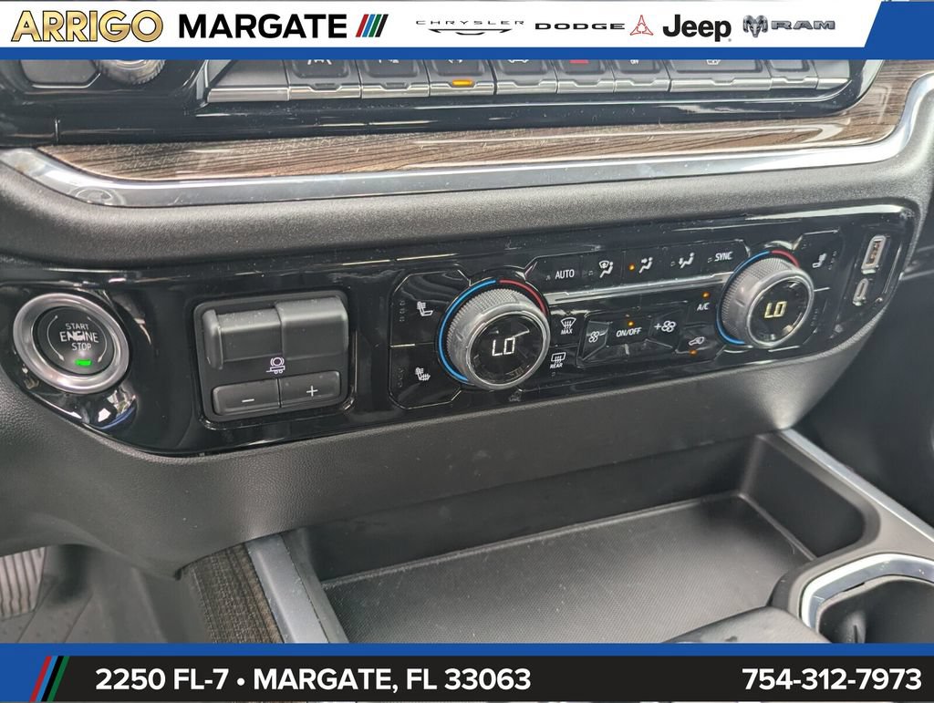 Used 2024 Chevrolet Silverado 1500 LT w/ Safety Package AWD/4WD image 23