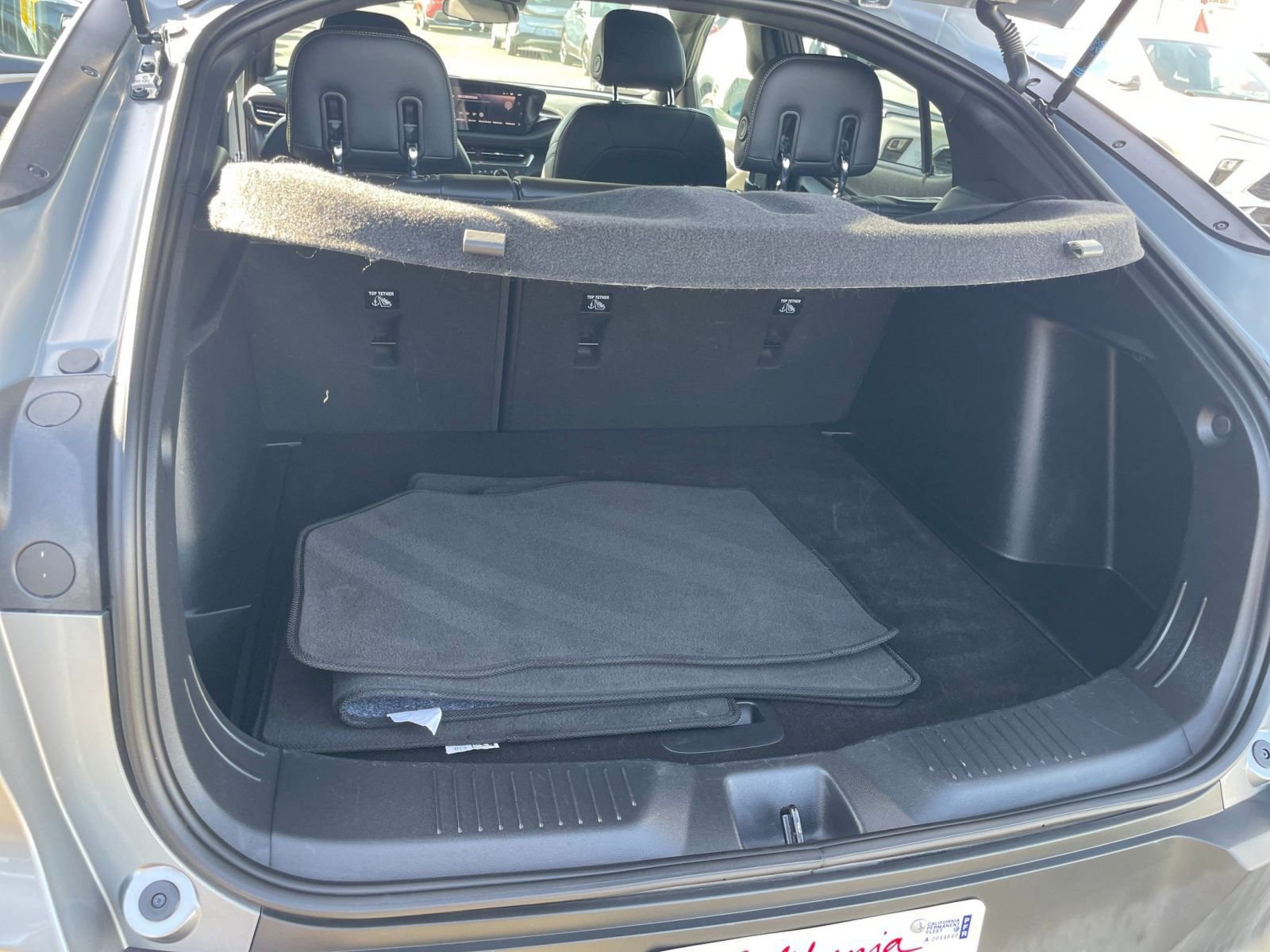 Used 2025 Buick Envista Preferred image 30