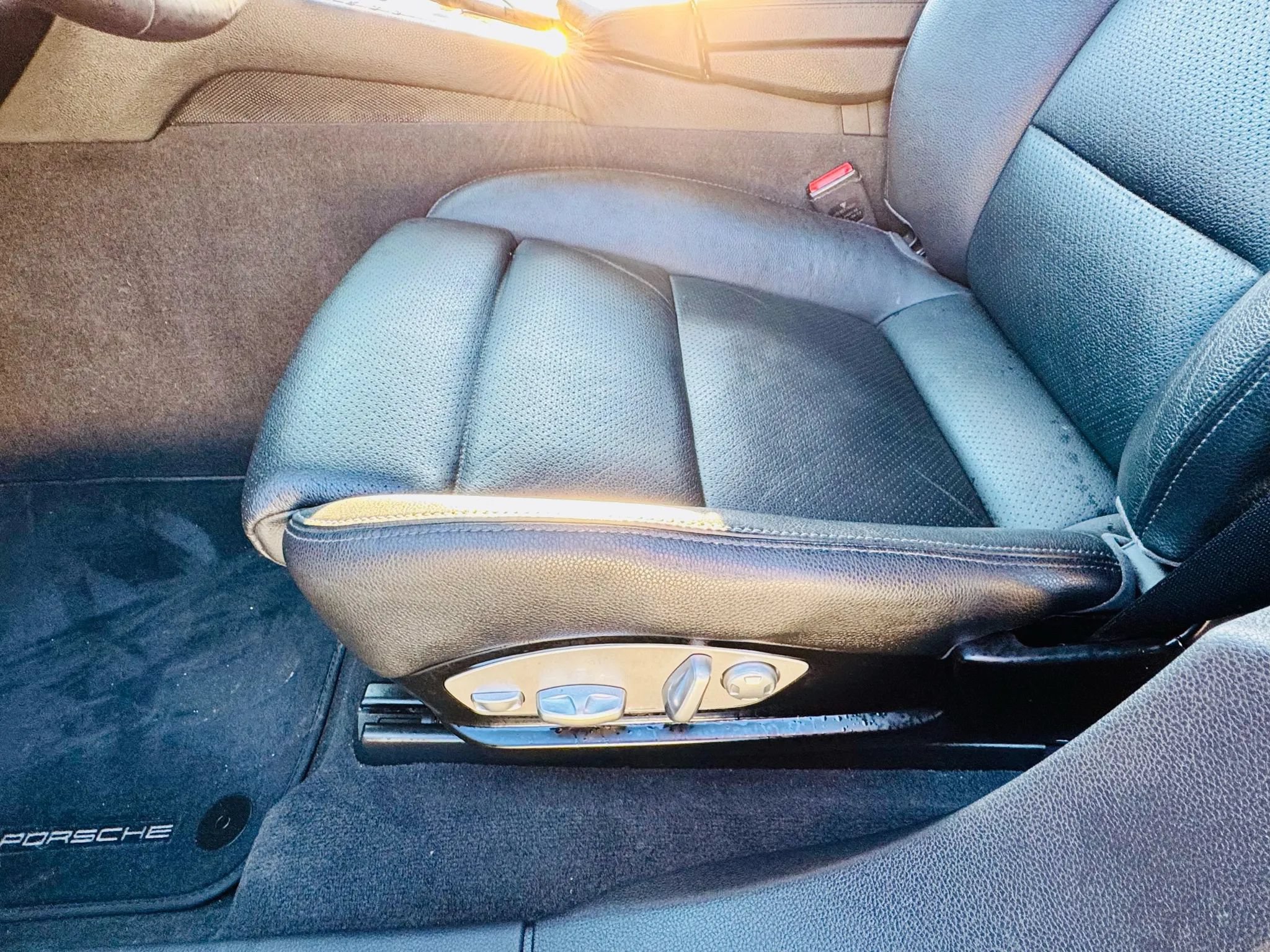 Used 2016 Porsche Panamera Edition RWD image 37