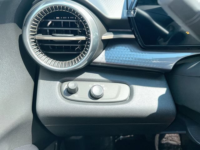 New 2026 Chevrolet Trax ACTIV w/ Driver Confidence Package FWD image 17