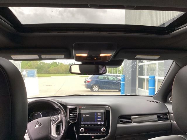Used 2021 Mitsubishi Outlander LE AWD/4WD image 19